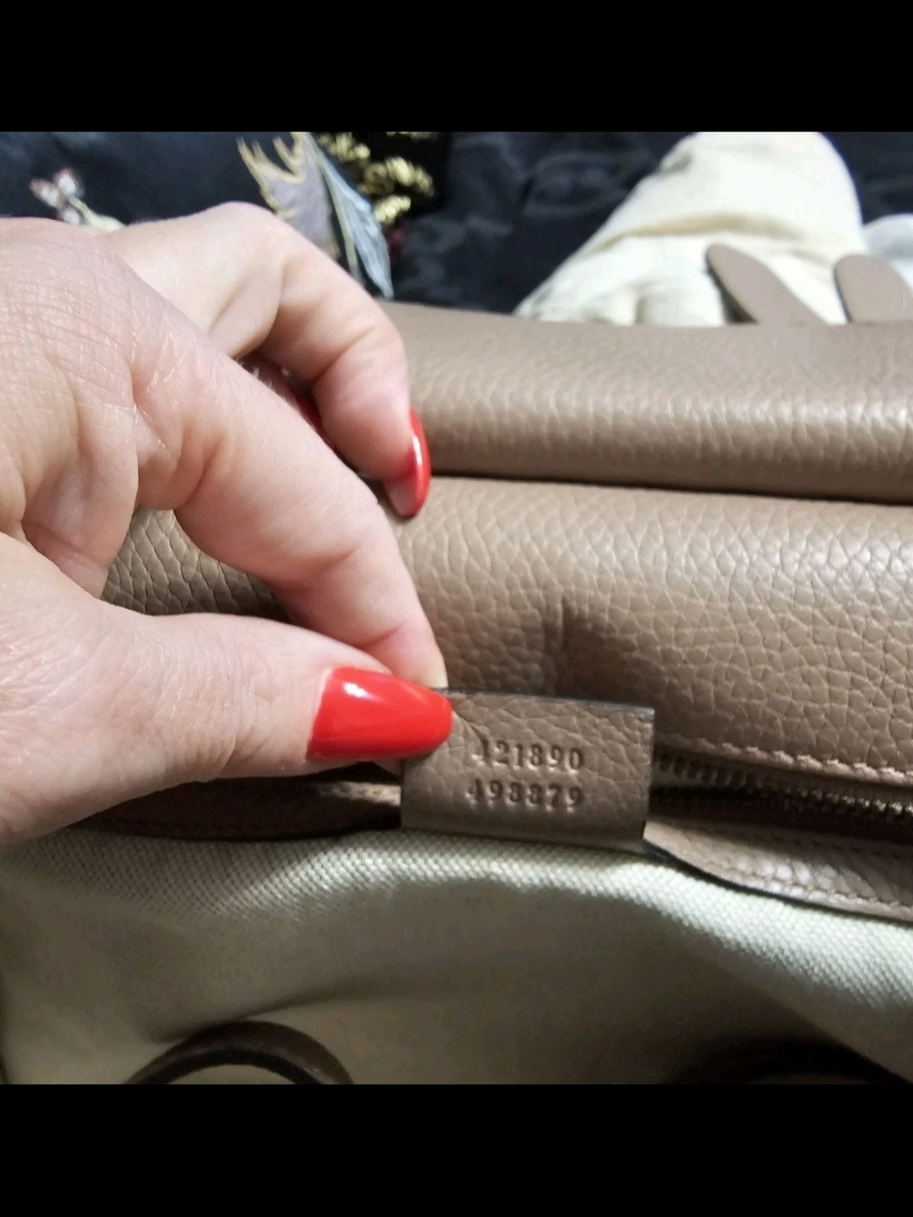 Gucci Pearl Double G Top Handle Bag in Taupe - Picture 9 of 16